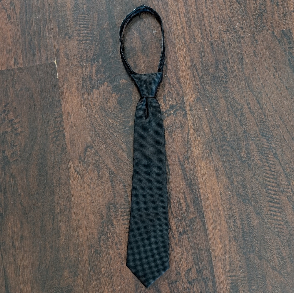 XMI boys adjustable black tie